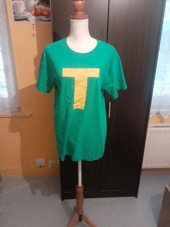 Tee shirts