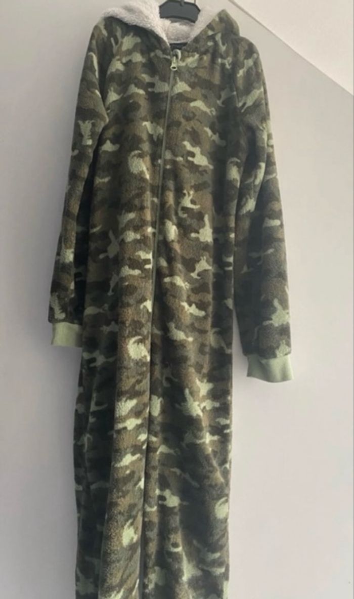 Sur pyjama kaki militaire garçon