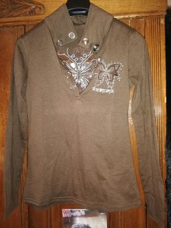 Pull marron papillon taille 38