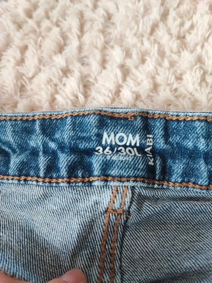 Jean femme mom Kiabi 36 - photo numéro 2