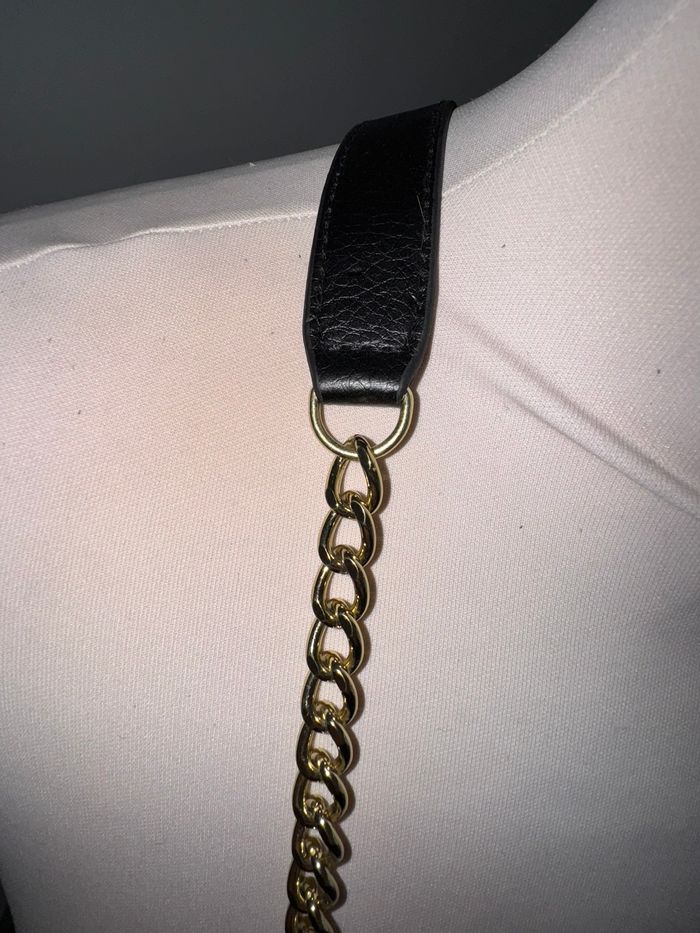 Sac à man poil noir chaine doré H&M neuf - photo numéro 3