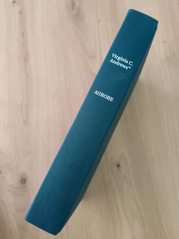 Virginia C. Andrews 🍀 Aurore