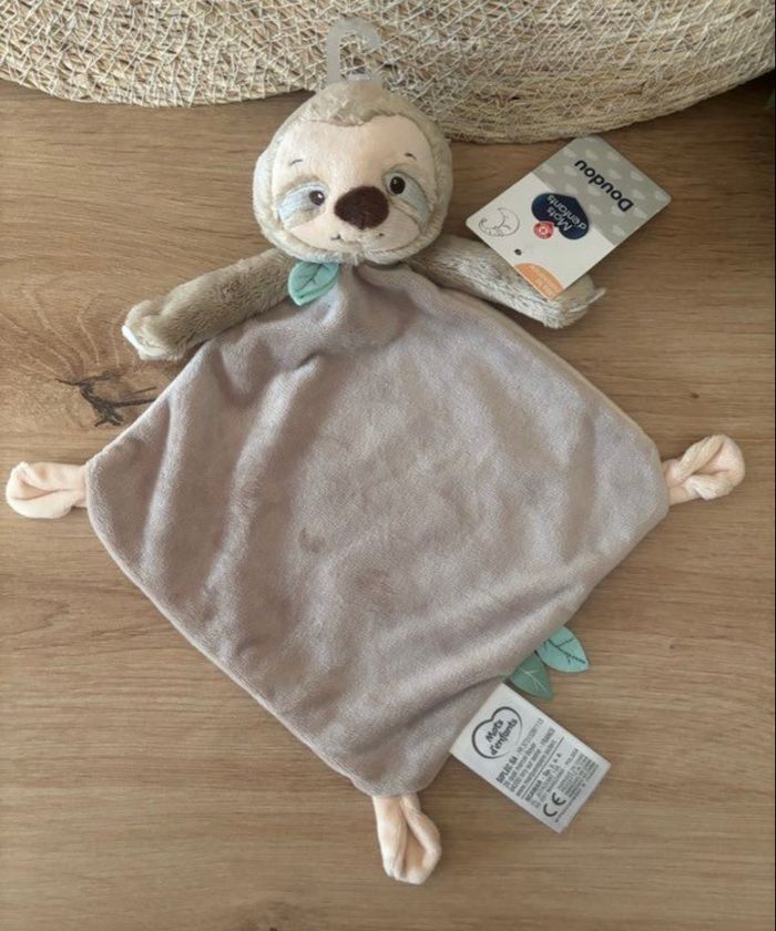 Neuf doudou plat paresseux beige gris mots d enfants