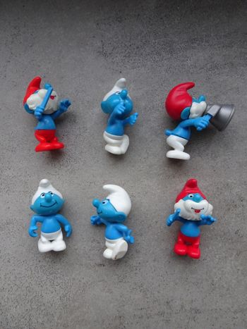 Figurines schtroumpf