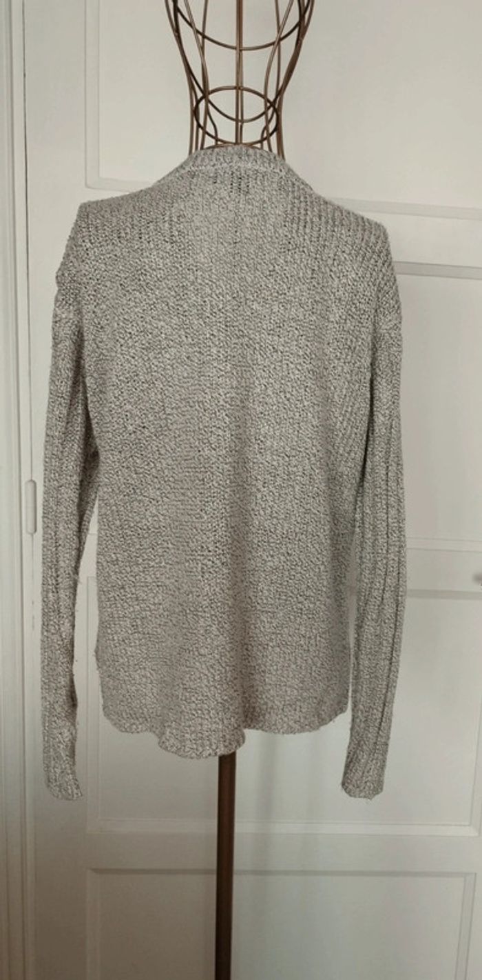 Pull gris chiné à col V - Miss American City - Taille 42/44
- TBE - photo numéro 2