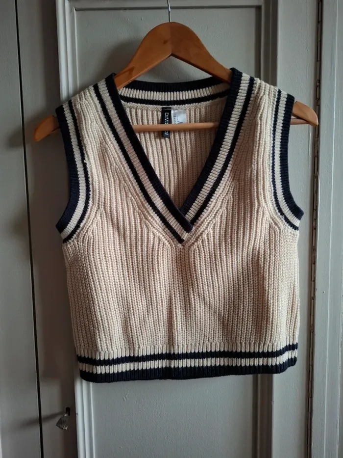 Pull sans manche col V H&M