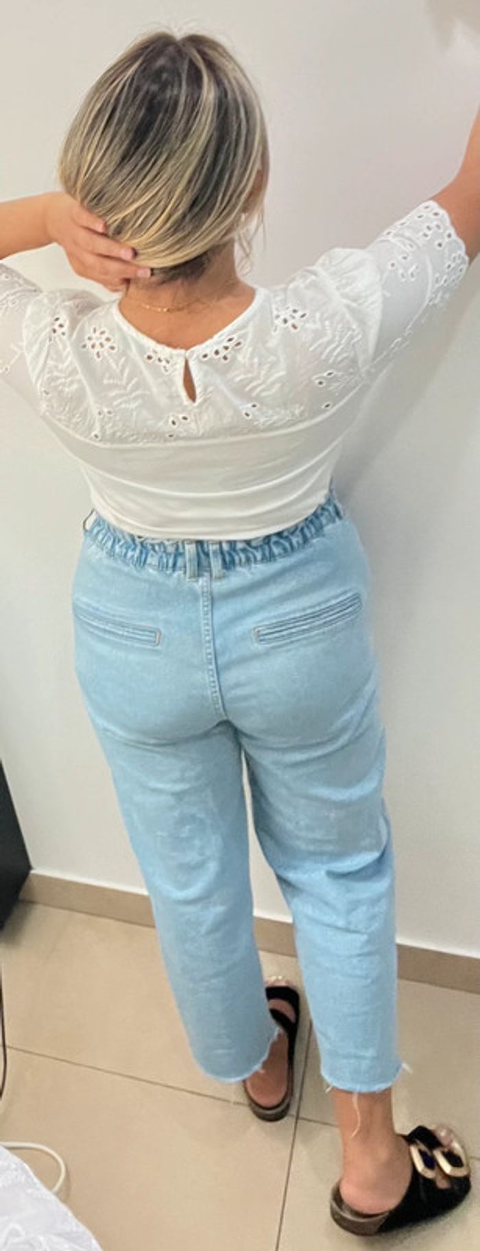 🌼 Tee shirt  blanc romantique brodée C&A – Taille M - photo numéro 6