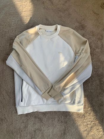 Pull Lacoste blanc et beige