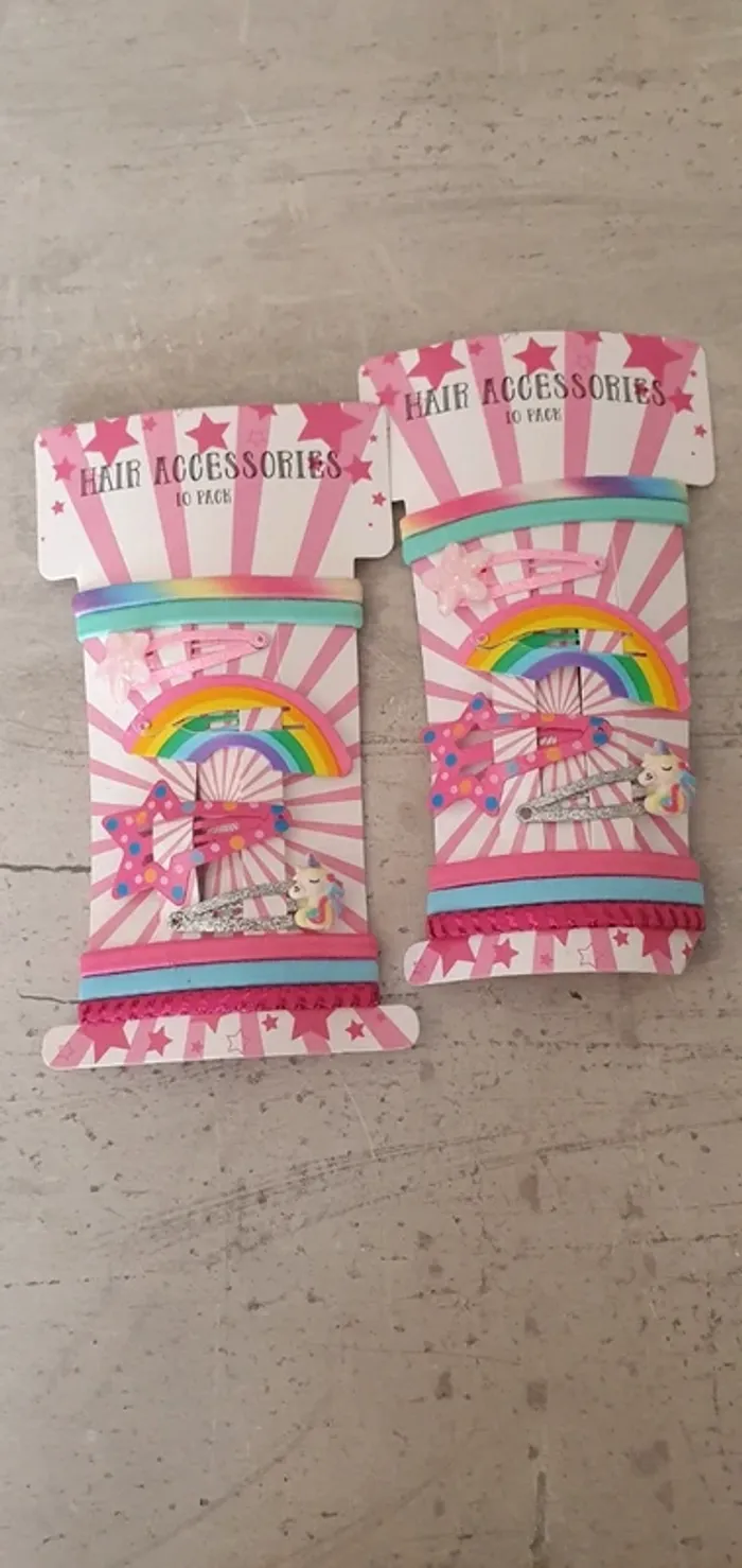 Lot barrettes et élastiques