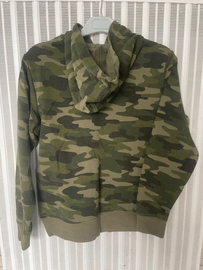 Sweat-shirt camouflage à capuche - photo numéro 4