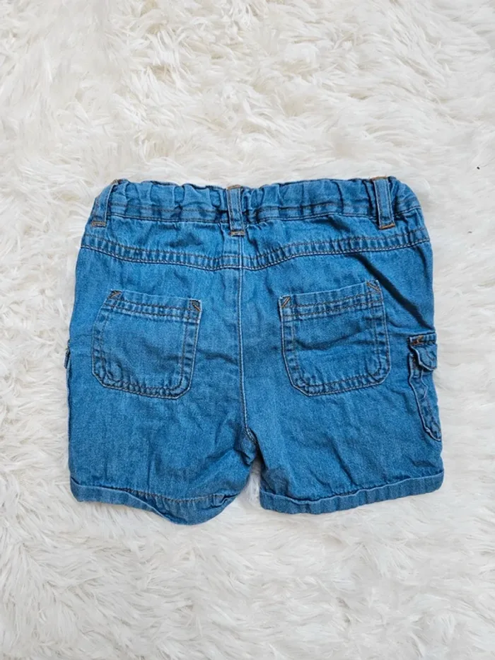 Short kiabi 12 mois - photo numéro 3