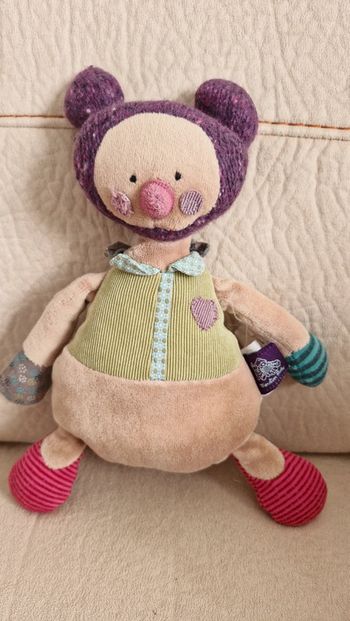 Peluche  fille moulin roty  la famille  petitpas