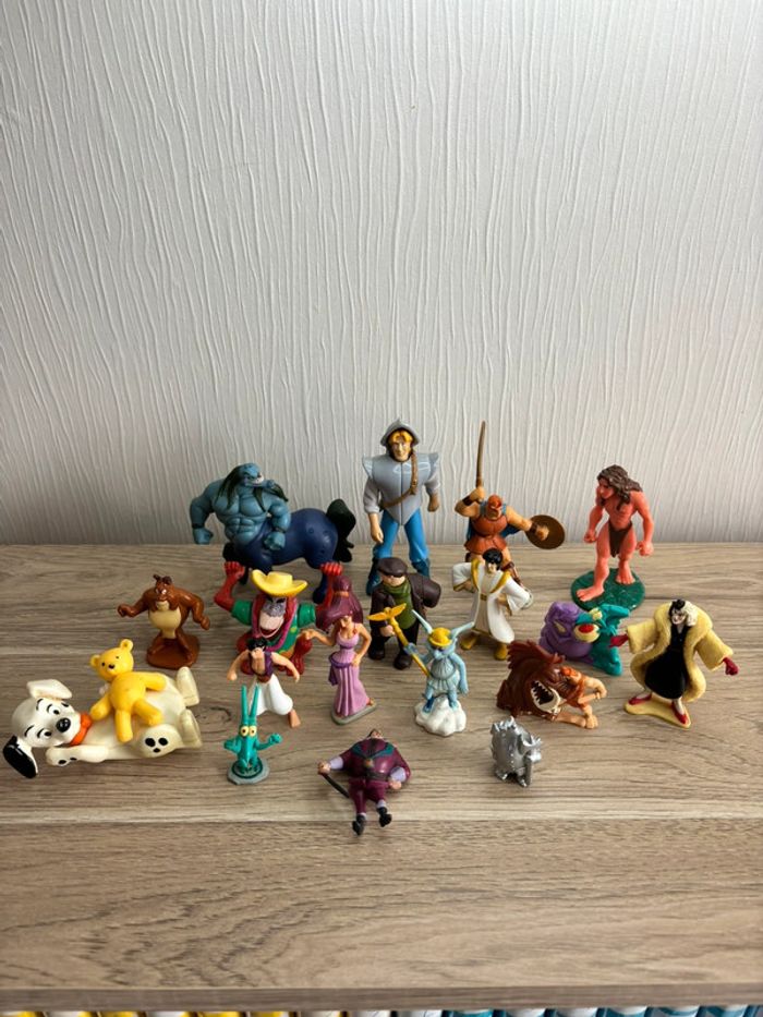 Lot de figurines vintages Disney en tout genre