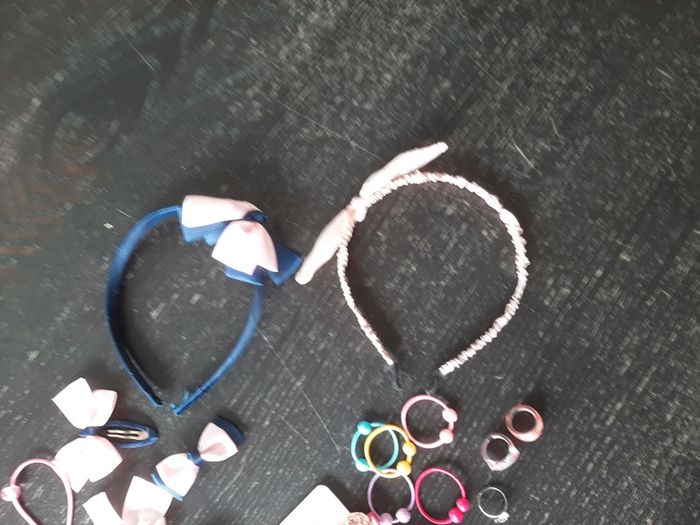 Lot cheveux et bagues - photo numéro 3