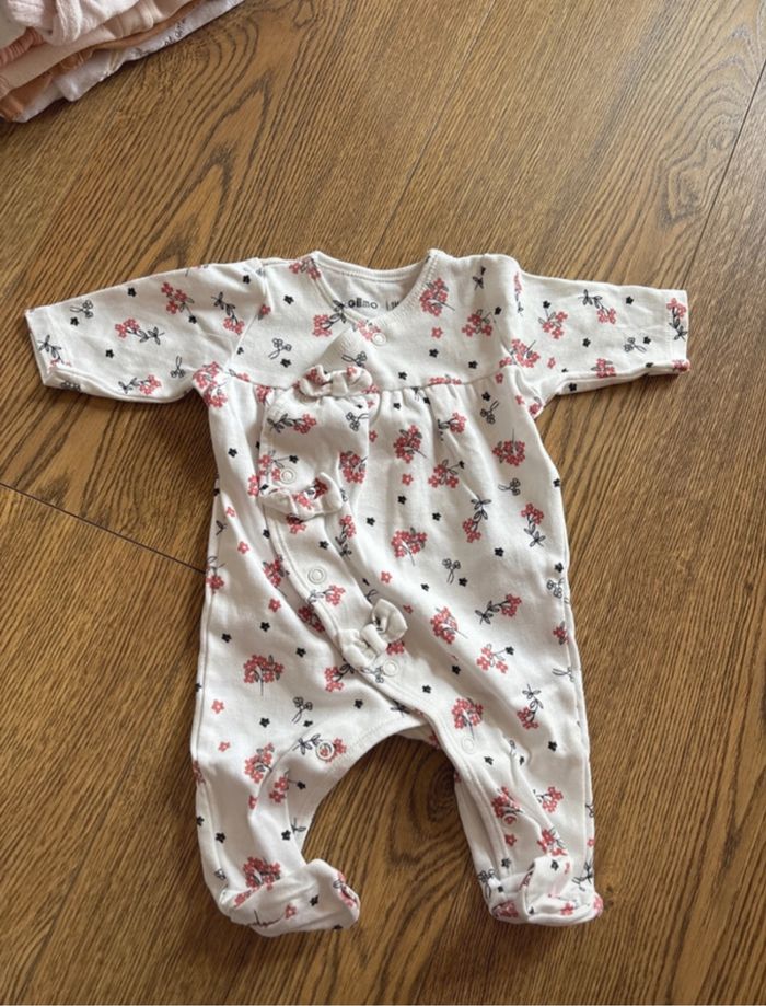 Lot de pyjamas - photo numéro 4