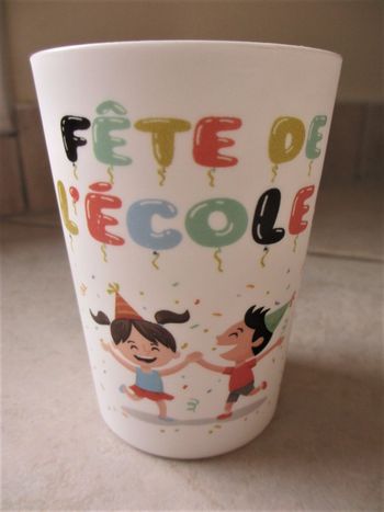 Gobelet en plastique