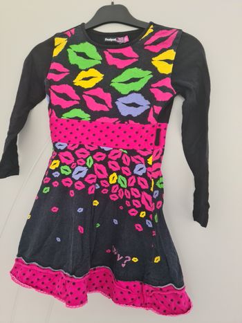 Robe 7 / 8 ans  Desigual