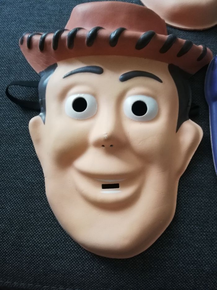 Lot de 3 masques en mousse pour déguisement - photo numéro 3