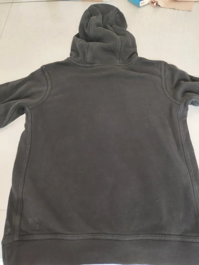 🖤 Sweat à capuche Nike - Noir - 10/11 ans - Bon état - photo numéro 6