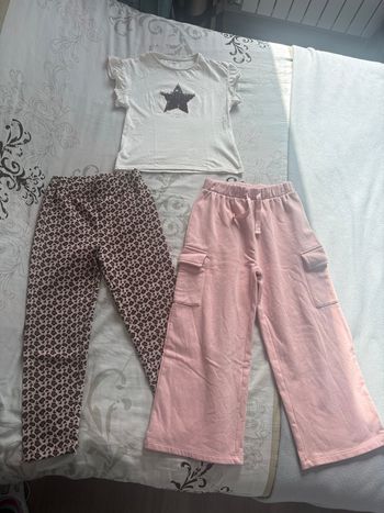 Lot 2 pantalons + 1 tee shirt TAO/Vertbaudet 