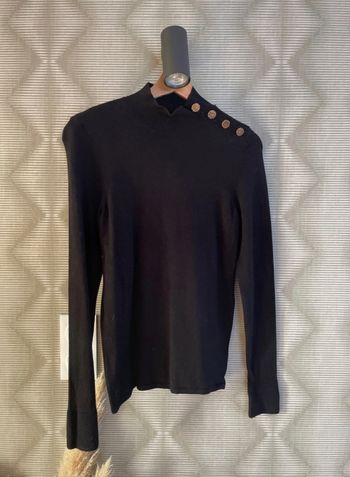 Pull noir
