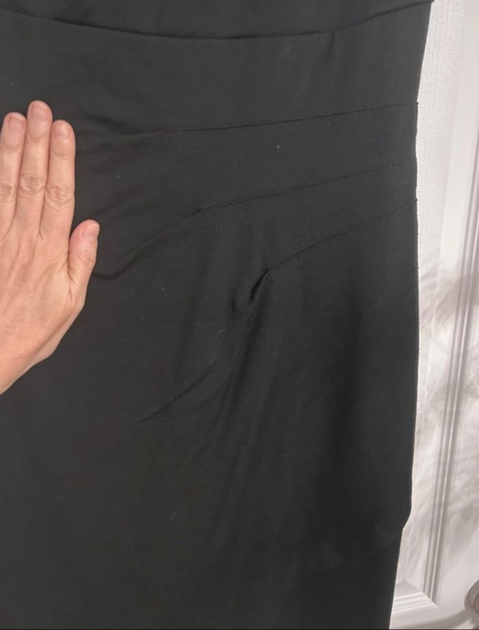 robe courte  noire  l pour un déguisement d’Halloween - photo numéro 3