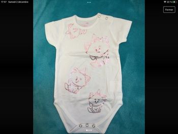 body neuf disneyland 3 mois  blanc et rose disney