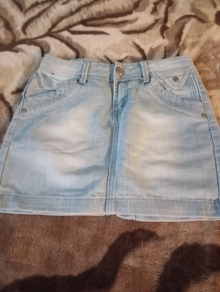 Jupe en jeans neuve - photo numéro 4