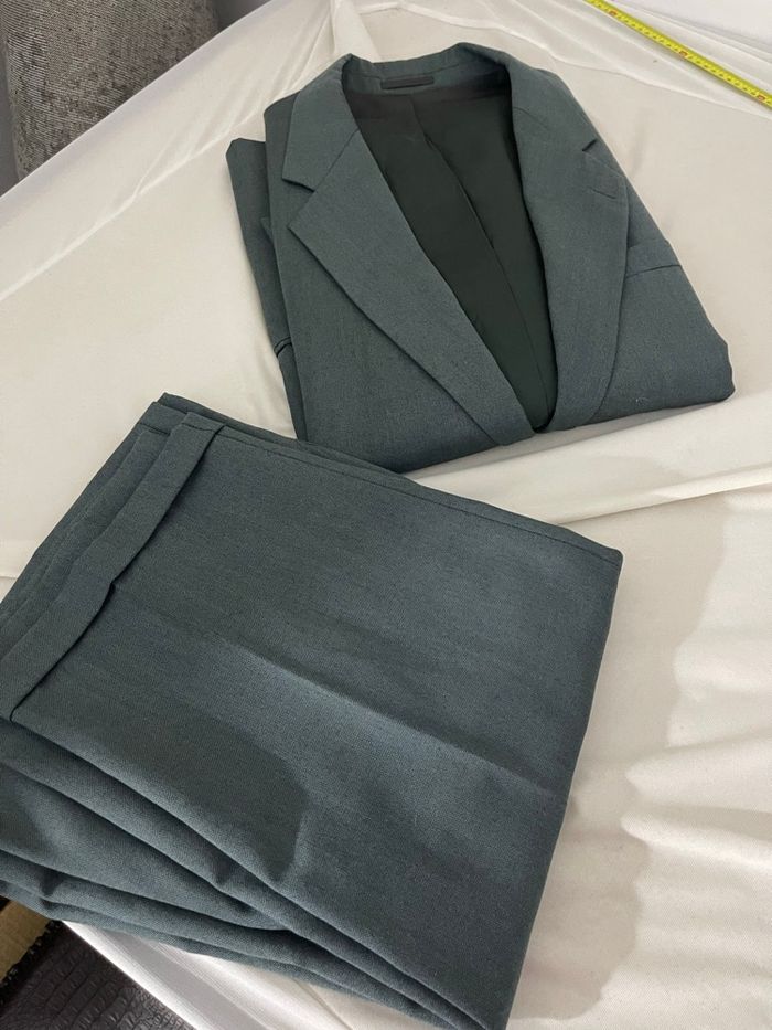 Costume ensemble deux pièces en laine style vintage - photo numéro 7