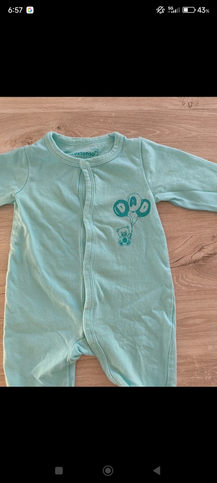 Pyjama taille 1 mois - photo numéro 2