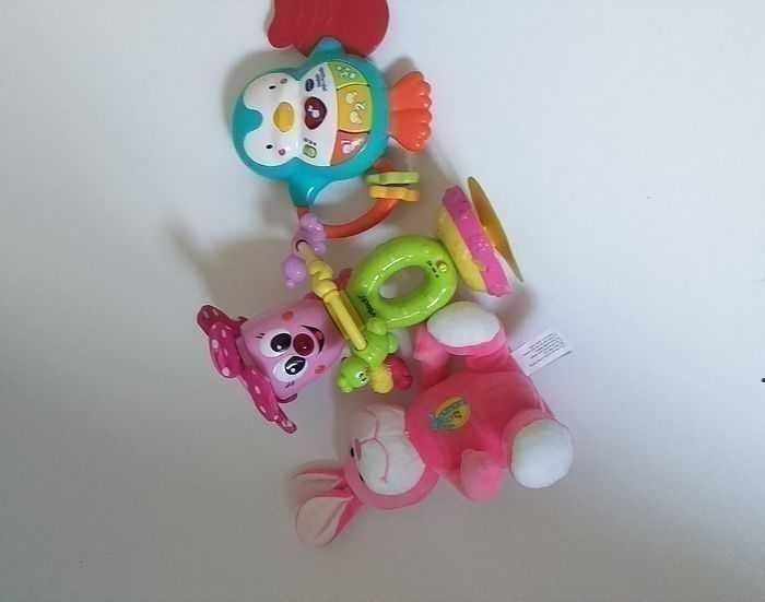 Lot de jouets première âge déférente marque