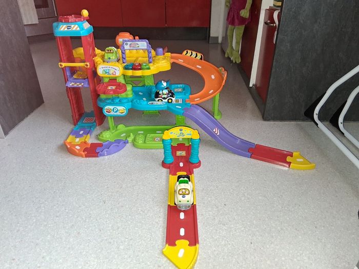 Vtech maxi garage interactif