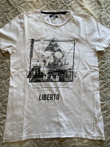 T-shirt tête de mort Liberto16 ans 