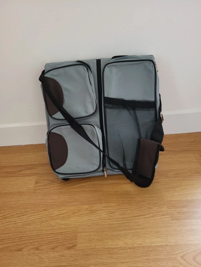 Sac transportable pour changer bebe - photo numéro 2