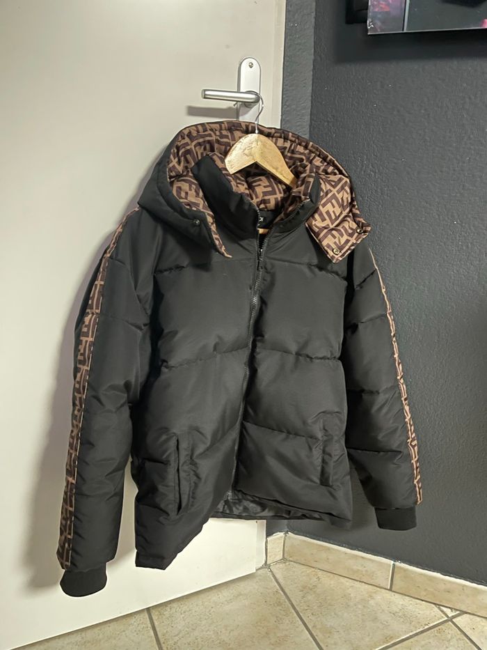 Doudoune fendi - photo numéro 3