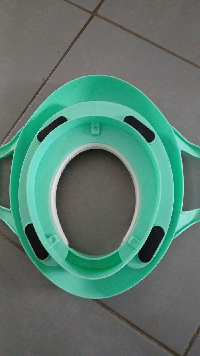 Réducteurs de wc - photo numéro 3