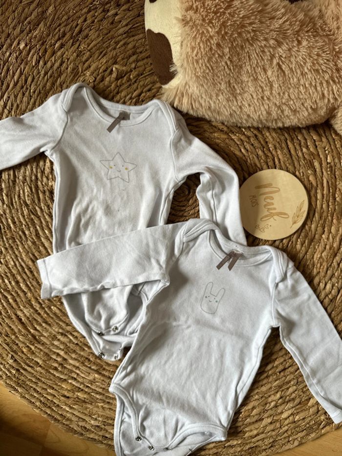 Lot 2 Bodies 9 mois