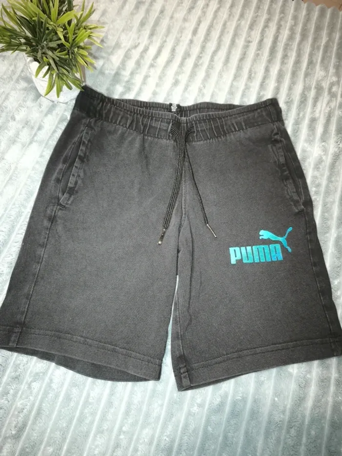 Short Puma Garcon Logo Bleu 11-12 ans