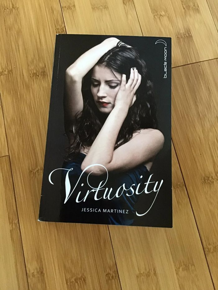Roman romance virtuosity