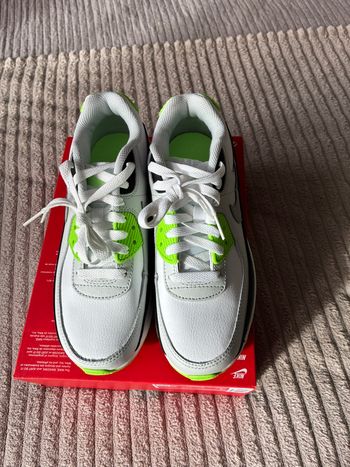 Nike air Max 90 ltr pointure 36