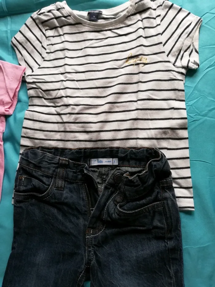 Lot de vêtements fille 3 ans - photo numéro 2