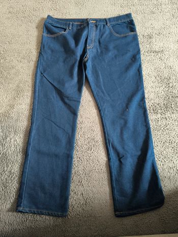 Jeans in extenso taille 42