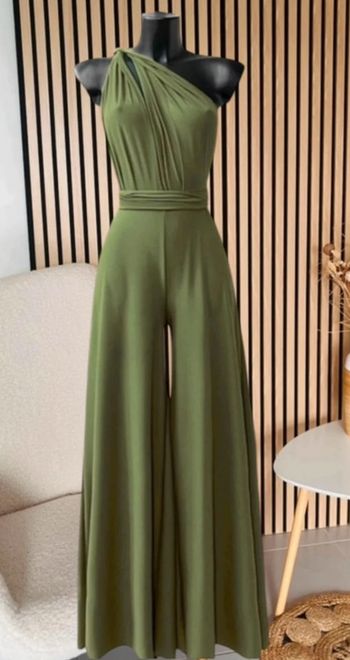 Combinaison kaki positions multiples tendance