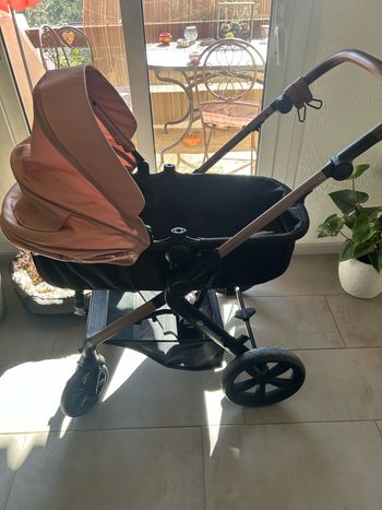 Poussette Kinderkraft Moov 2