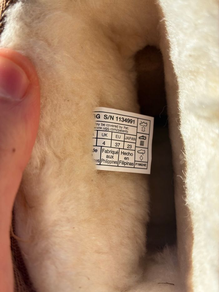 UGG Classic Ultra Mini Platform - Taille 37 - Neuves - photo numéro 9
