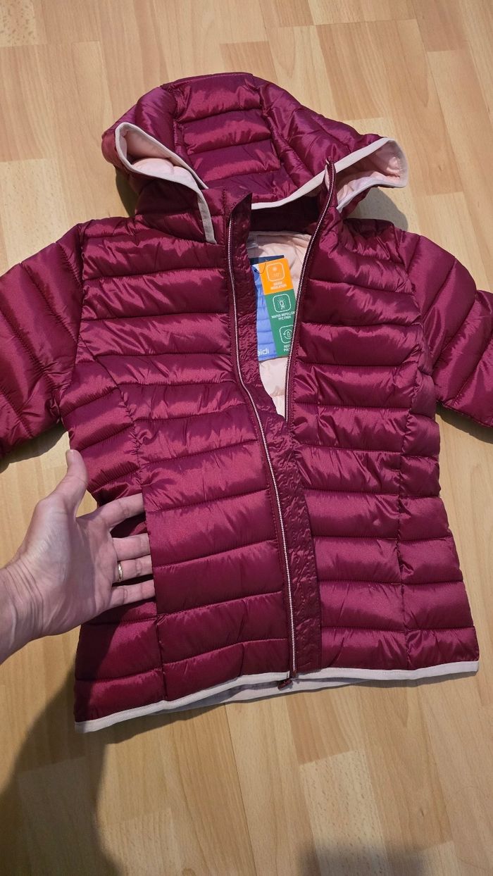 Neuve (non portée) 🩷🥰 Superbe doudoune chaude 10 ans fille 🩷😍 - photo numéro 9