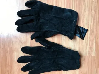 Gants taille M 100% croute de cuir