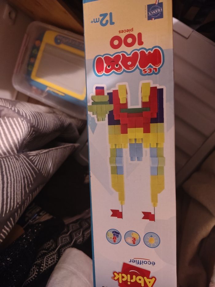 Boîte de construction neuve - photo numéro 2