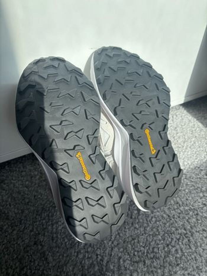 Basket Adidas - photo numéro 4