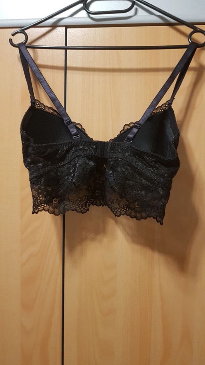 Soutien gorge - photo numéro 3